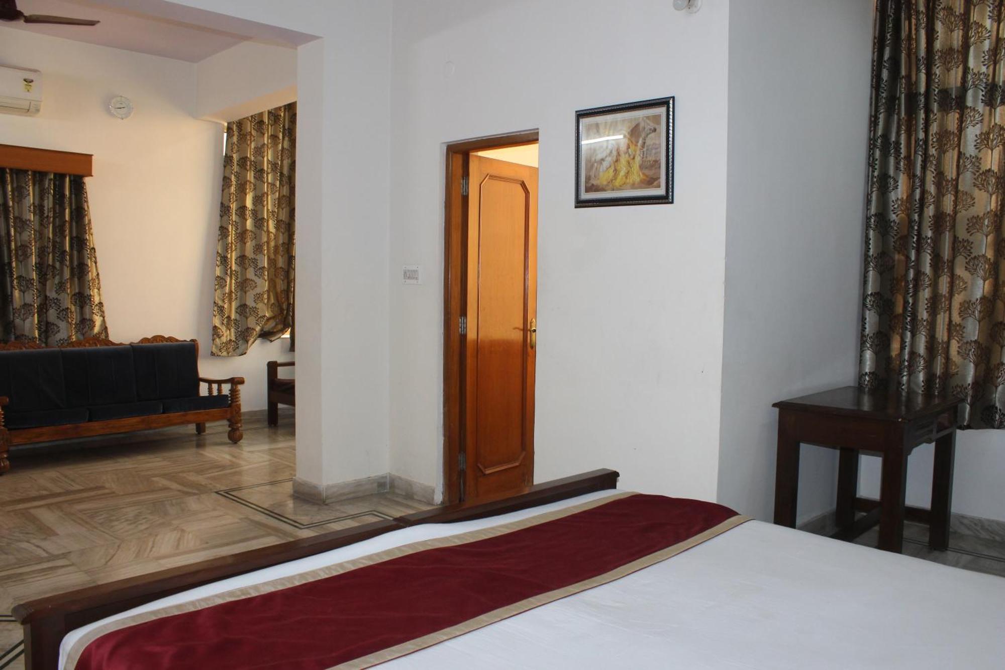 ג'איפור Hotel Sukhvilas מראה חיצוני תמונה