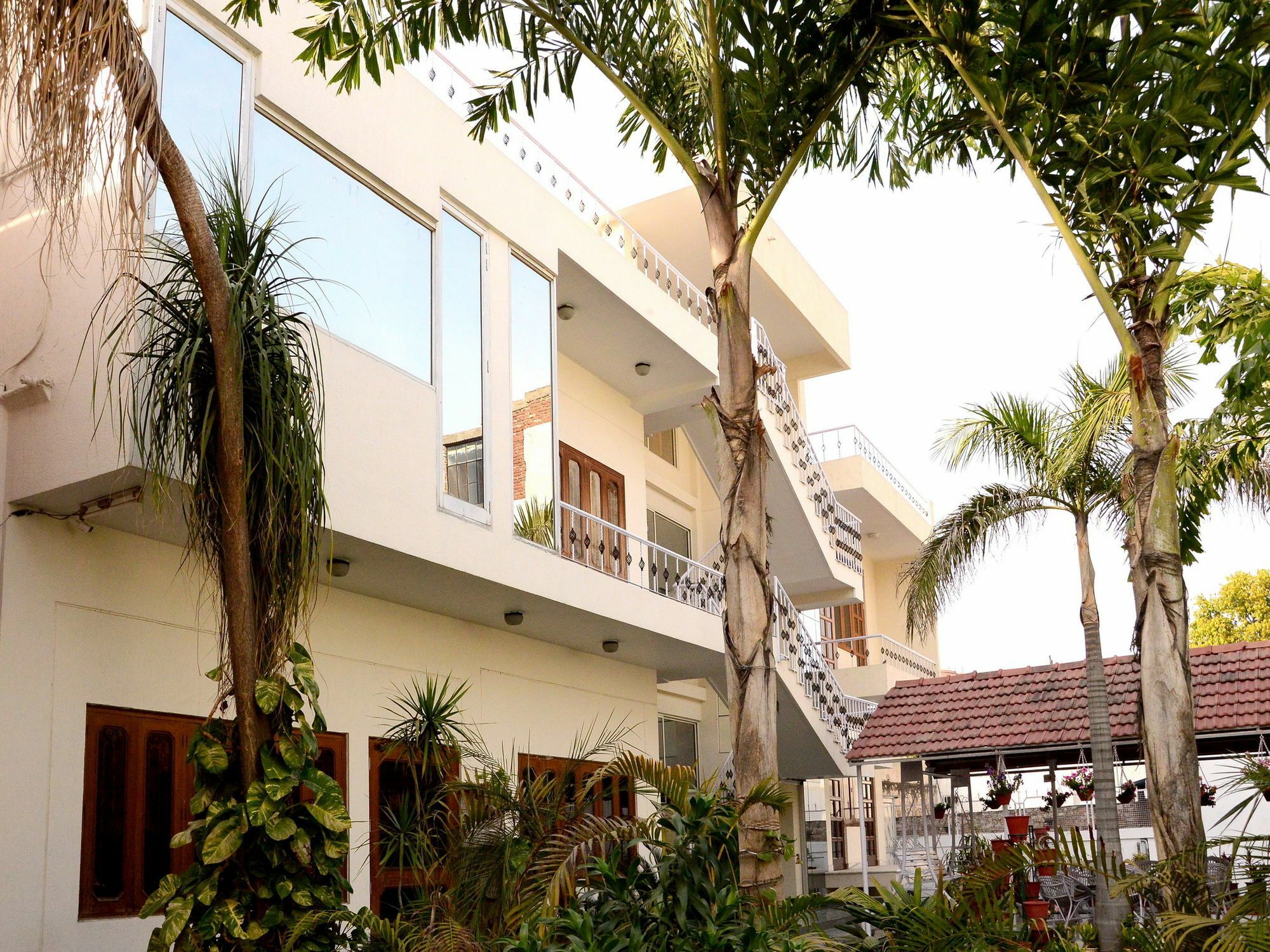 ג'איפור Hotel Sukhvilas מראה חיצוני תמונה