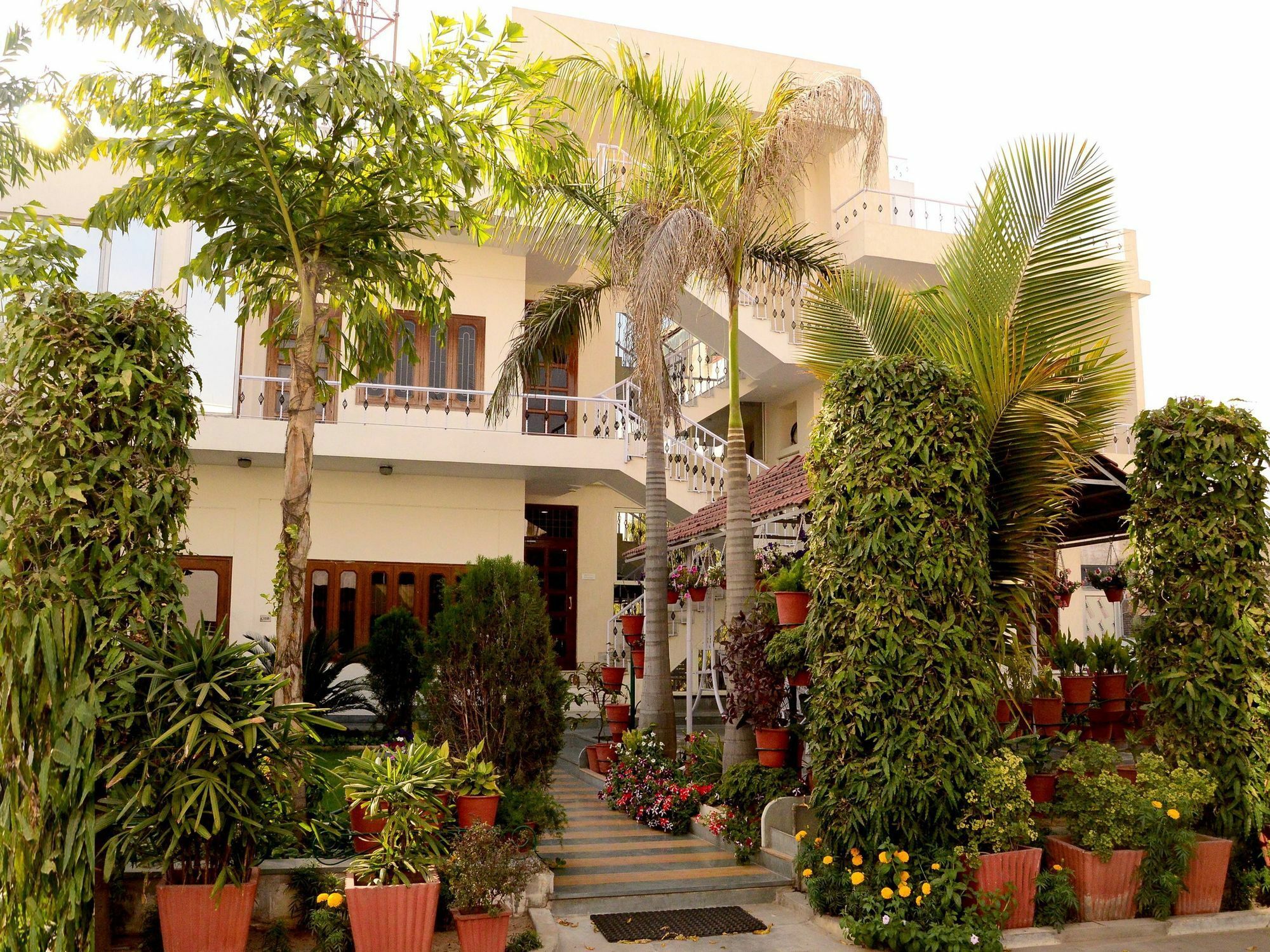 ג'איפור Hotel Sukhvilas מראה חיצוני תמונה